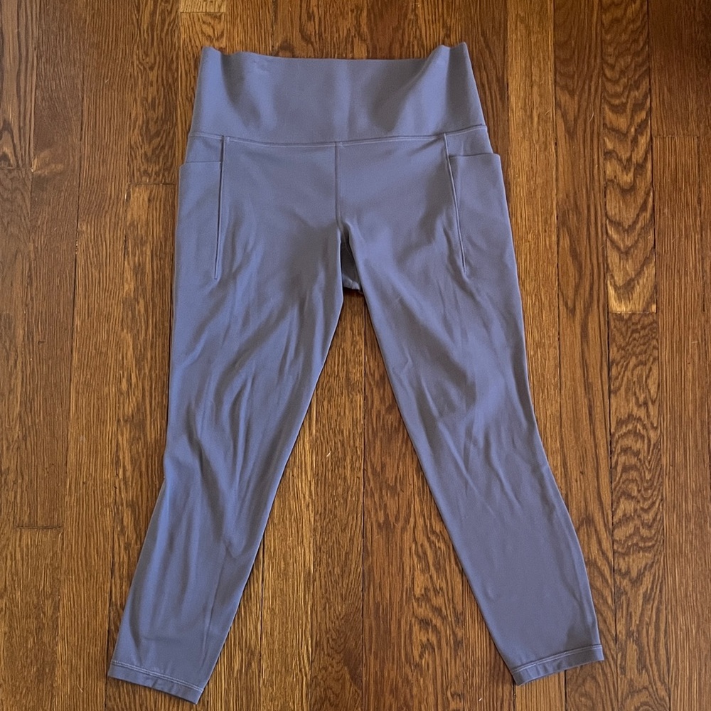 Athleta Greyish Purple 7/8 Salutation Leggings with side pockets